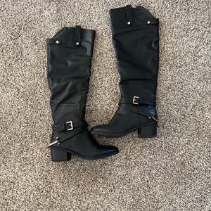 Cute western style boots